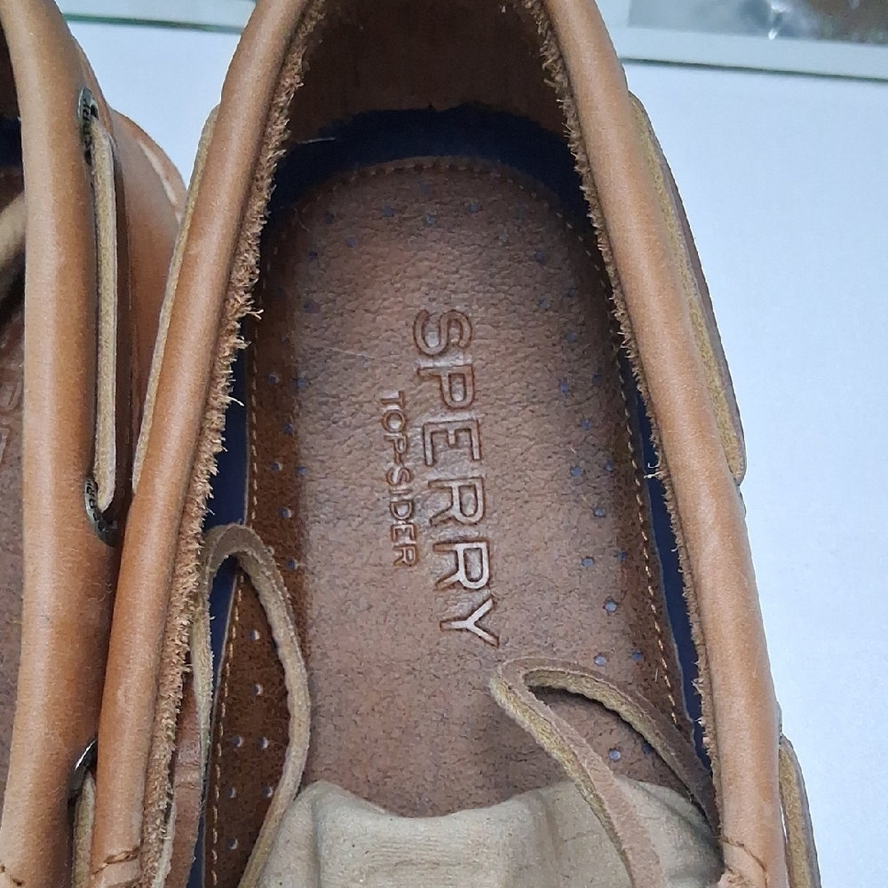 Sperry Men's Brown Leather Boat Shoes - Picture 2 of 8